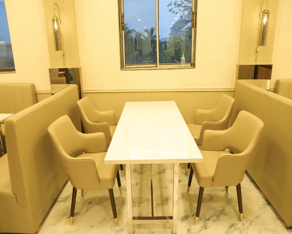 Hotel Devanshri Rooms & Restaurant Hotel in Maharashtra