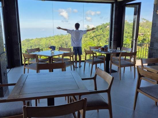 Tamblingan Village Hotel in Bali