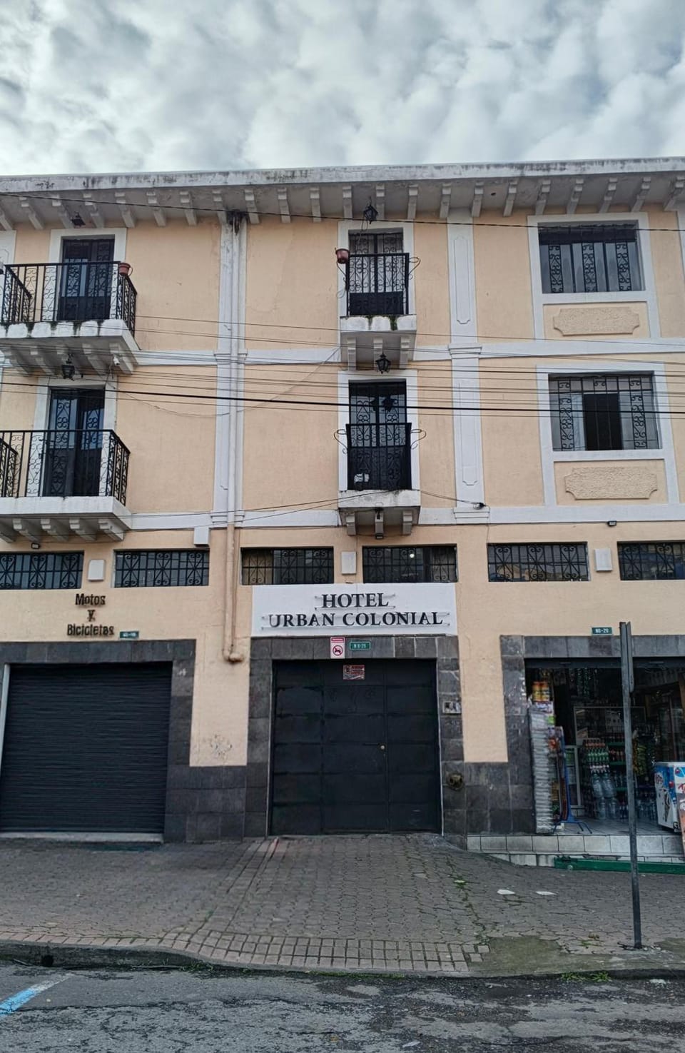 Urban Colonial Hotel in Quito
