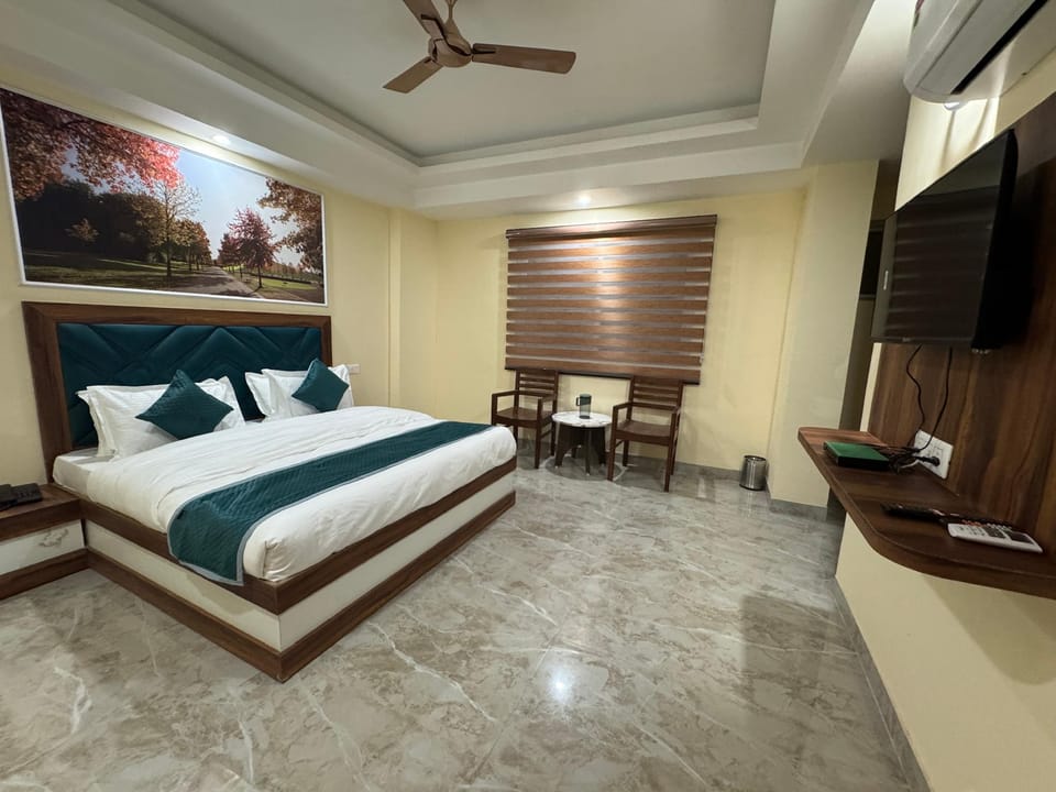 Hotel Shiwalik Grand Hotel in Uttarakhand