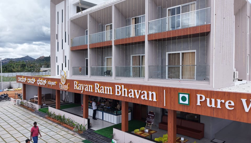 R2B Grand Hotel Hotel in Tamil Nadu