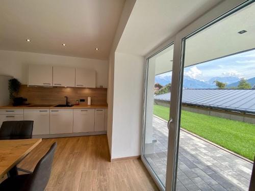 Large Saalfelden Apartment with Terrace Hotel in Salzburgerland