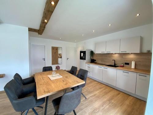Apartment in Saalfelden near Ski Slopes Hotel in Salzburgerland