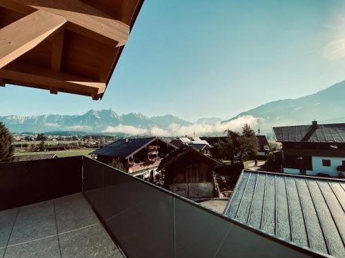 Apartment in Saalfelden near Ski Slopes Hotel in Salzburgerland