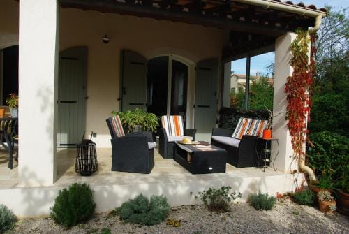 Les Coronilles Hotel in Saint-Maximin-la-Sainte-Baume