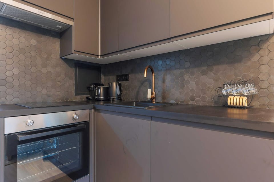 Refreshing apartment - 1BR/4P - Montreuil Hotel in Paris