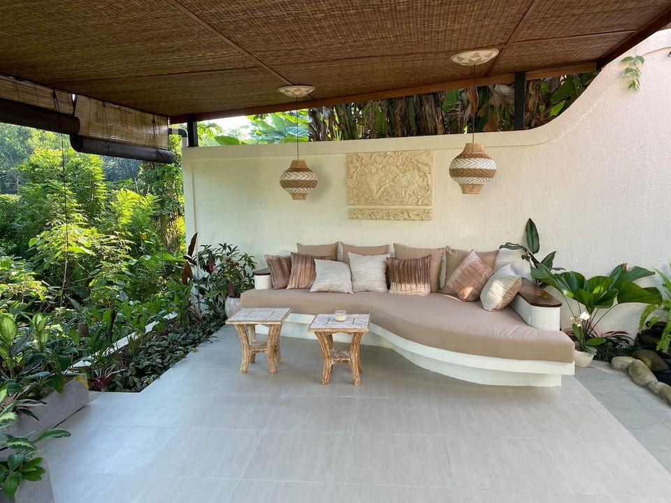 Private Luxe Villa A,Jungle View-Pool-Pond Resort in Ubud
