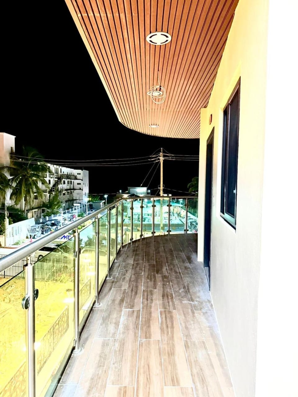 Hotel Sea Queen Suite & Golf Cart Rental Hotel in San Pedro