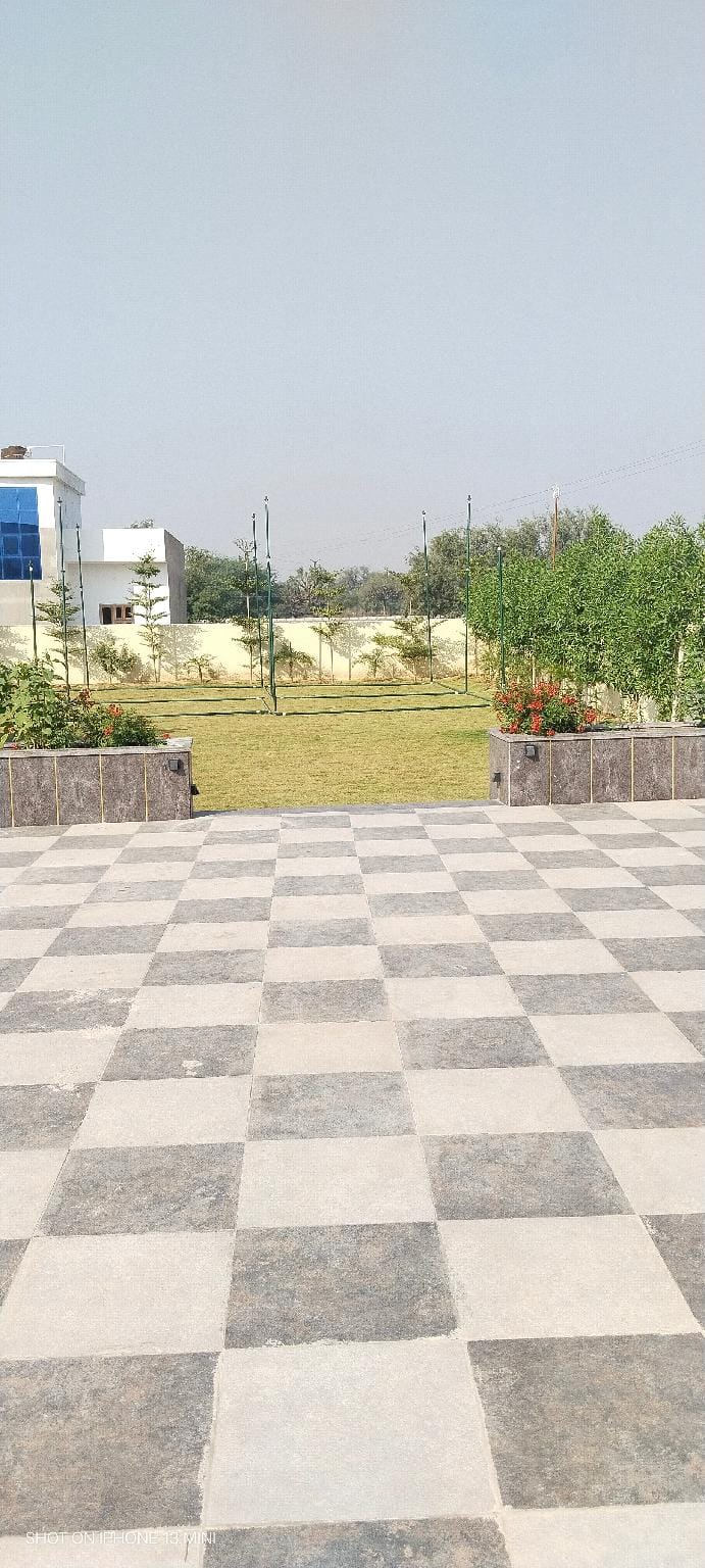 Nearby attraction