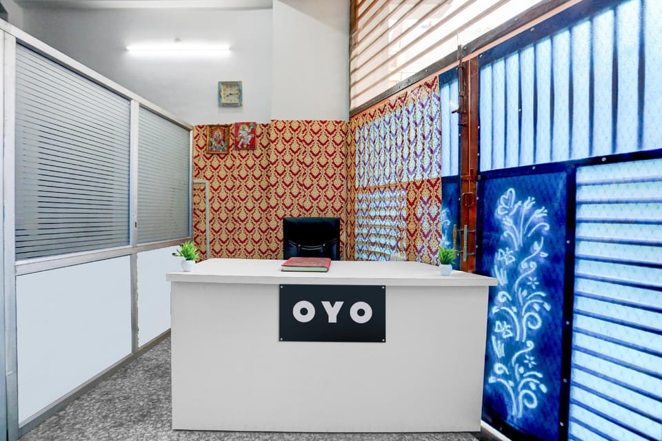 SPOT ON by OYO Hardik Palace Hotel in Uttar Pradesh