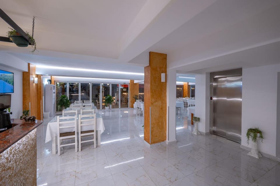 Elite Hotel Sarande Hotel in Sarandë