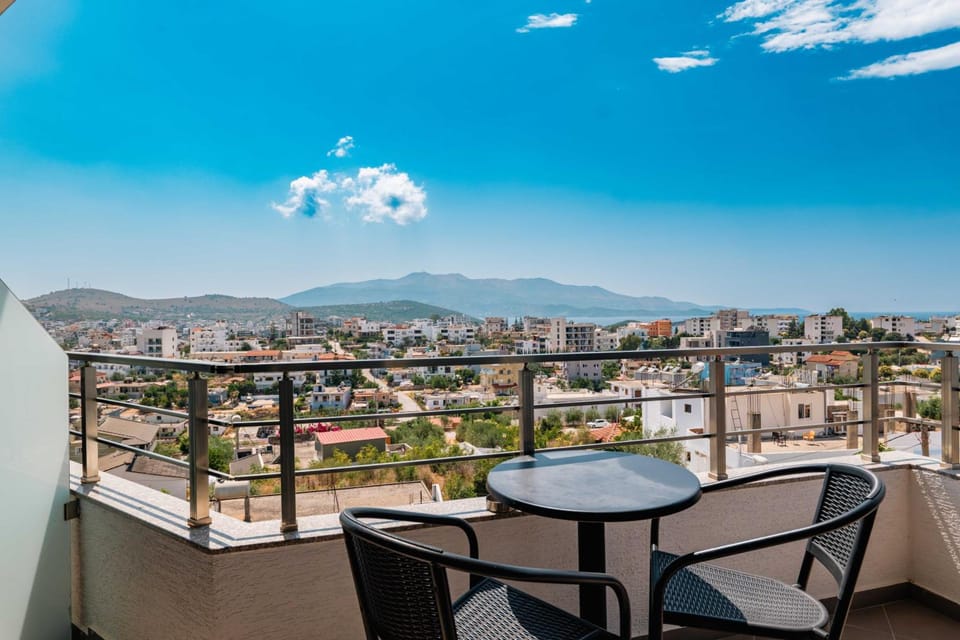 Sunshine Hotel Hotel in Ksamil