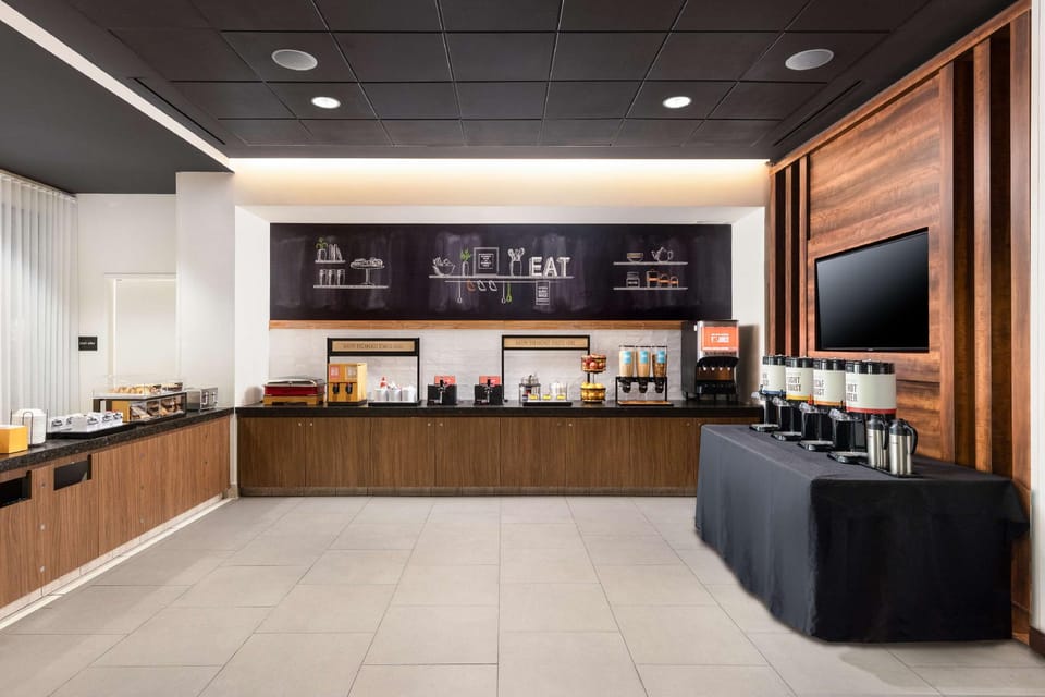 Hampton Inn by Hilton San Jose Cherry Ave Hotel in San Jose