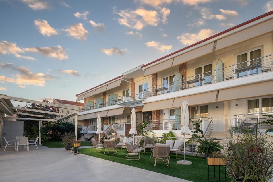 Nikiti Comfort Apartment hotel in Nikiti
