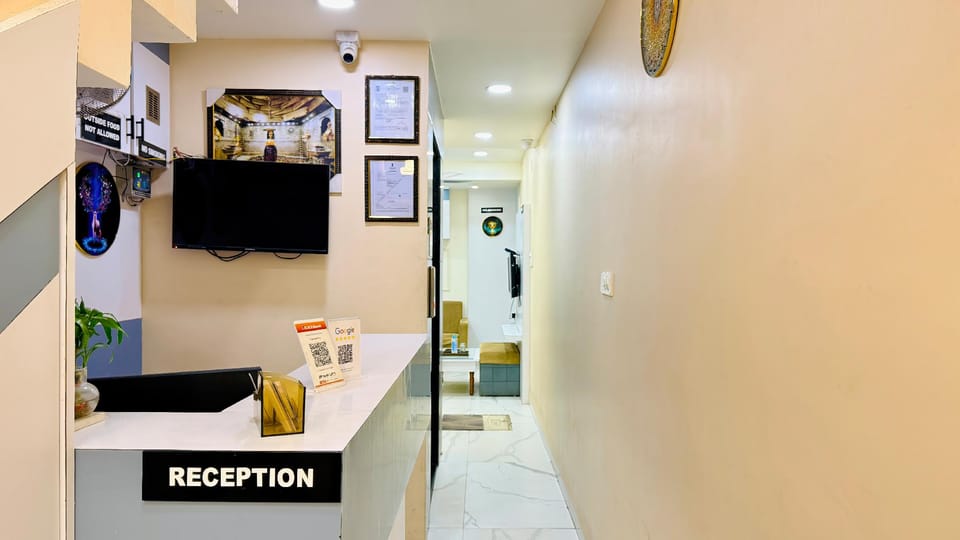 Kreston Heights Hotel Scheme 114 Hotel in India