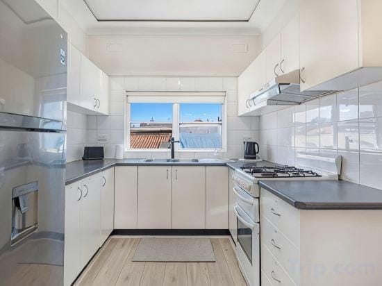 MetaWiseBnB | Cozy 2Bed Earlwood Near City&Airport Hotel in Sydney