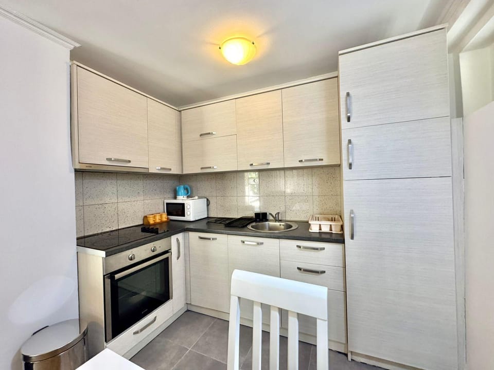 Beachfront Holiday home Hotel in Budva Municipality