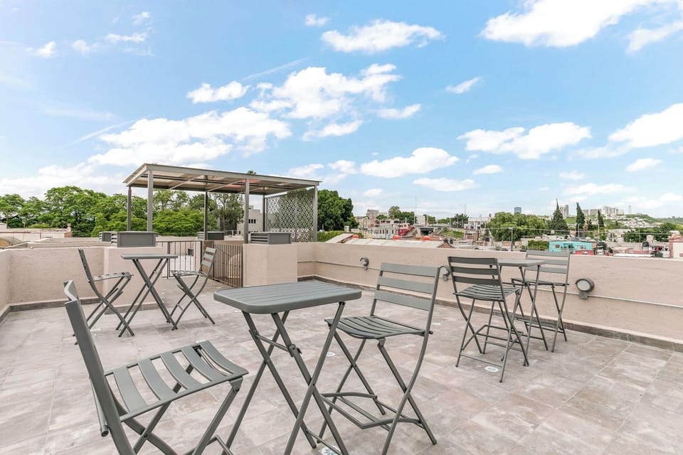 Primavera By Homirent Hotel in Santiago de Queretaro