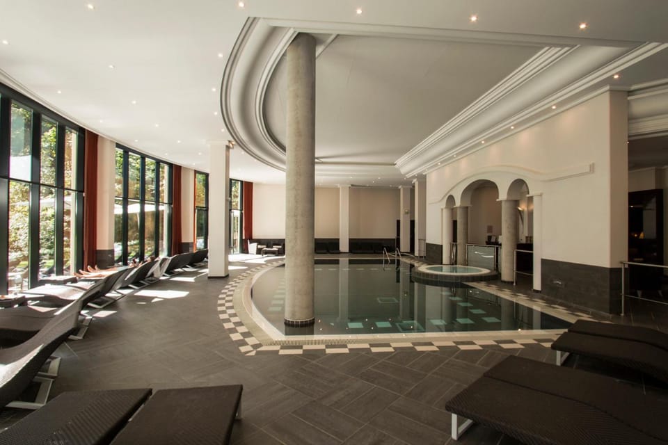 Hotel & Spa Le Pavillon                                                          Hotel in Auvergne-Rhône-Alpes
