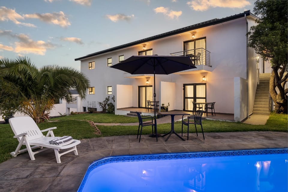 Private pool