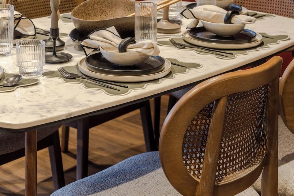 Waterside Living I Luxe Apartments Hotel in Bristol