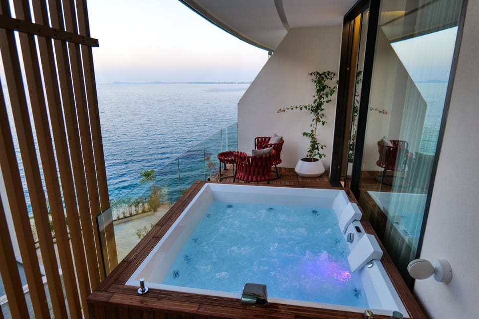 Hot tub