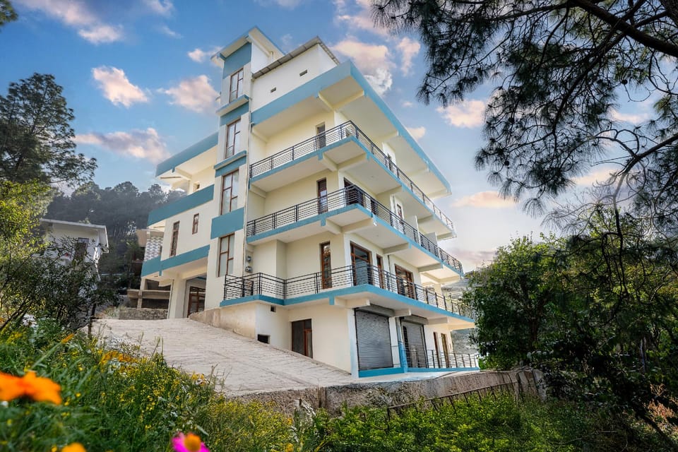 Wood Luxury Hotel Kasauli Hotel in Himachal Pradesh