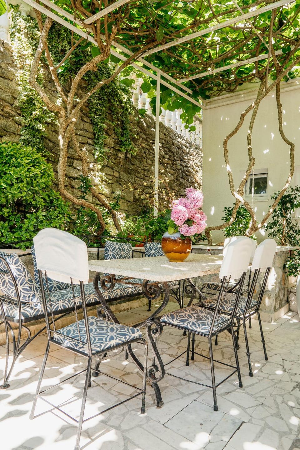 Apartments Captain's Villa Hotel in Budva