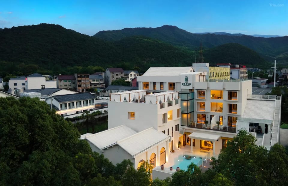 Yishe Savannai CAHWAM Beach Pool Homestay (OMG Heartbeat Paradise Store) Hotel in Hangzhou