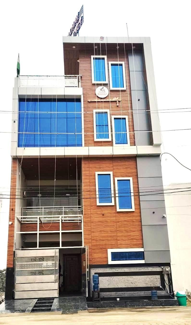 Madhav Residency Hotel in Uttar Pradesh