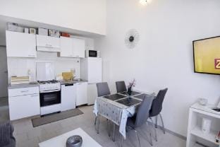 Quiet holiday apartment with balcony Hotel in Istria County