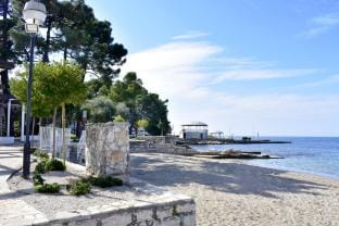 Quiet holiday apartment with balcony Hotel in Istria County