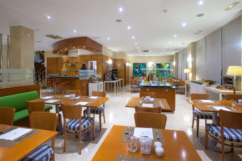 NH San Pedro Hotel Hotel in San Pedro de Alcántara