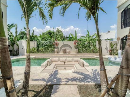 Coco Lifestyle Residence - A Luxury Private Villa By Balinest Villas Hotel in North Kuta