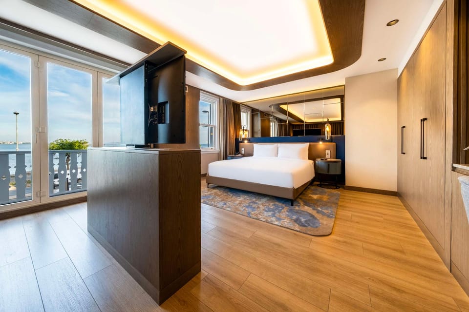 Suite room