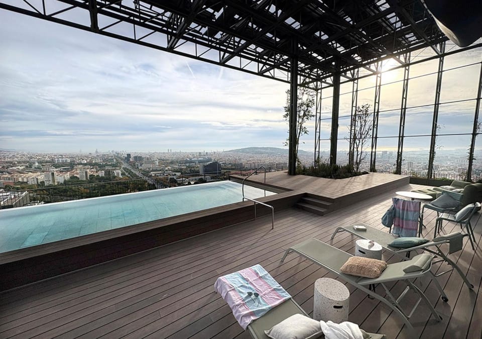 aparto Diagonal Suites Hotel in Barcelona