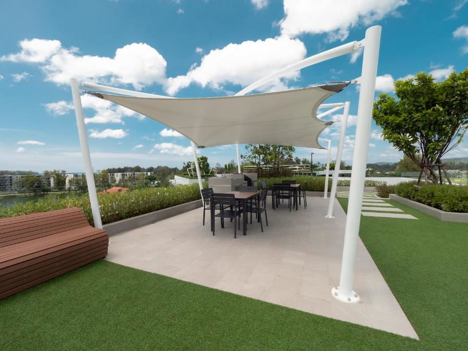 Melia 2BR  with Rooftop Pool - Skypark Laguna Apartment hotel in Choeng Thale