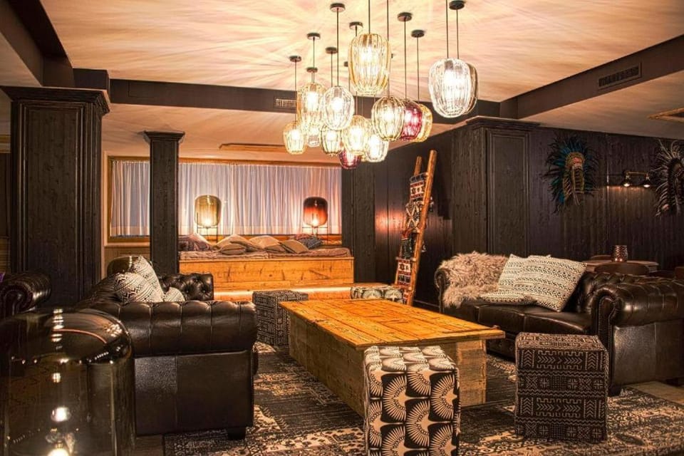 Bar/lounge