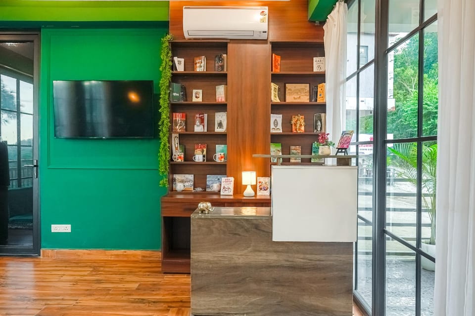 The Aura Kasauli - Eco Luxury Villa Hotel in Himachal Pradesh
