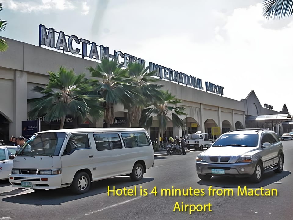 Mactan-Cebu Waiting Lounge -Rest Snack and Spa Apartment hotel in Lapu-Lapu City