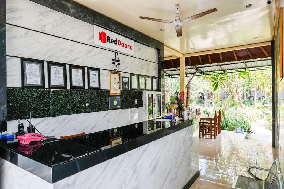 RedDoorz Plus @ Singaraja Hotel in Buleleng