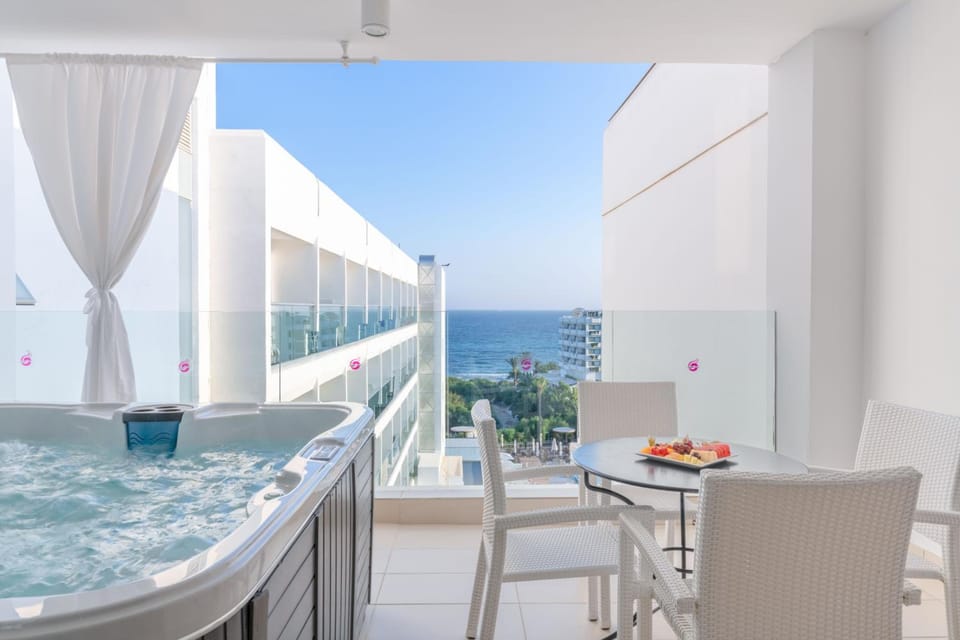 Napa Mermaid Hotel & Suites Hotel in Protaras