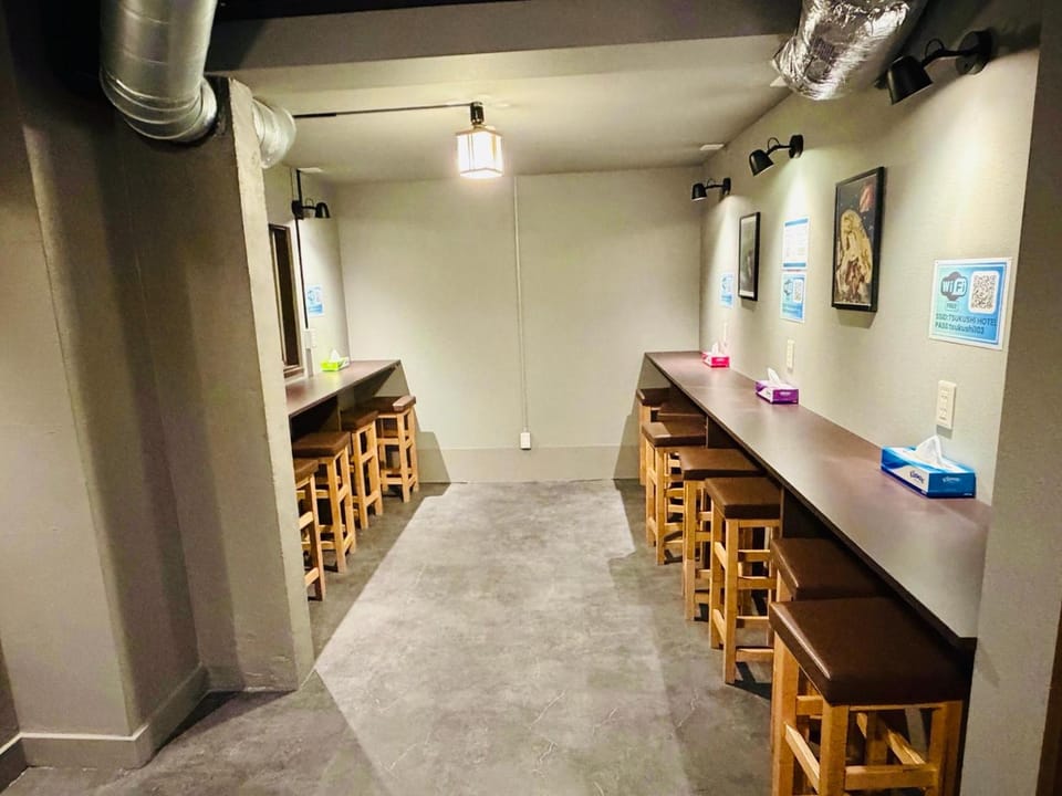 Shared lounge/TV area