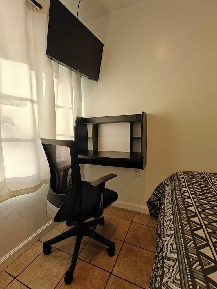 Garden Motel Hotel in Menlo Park