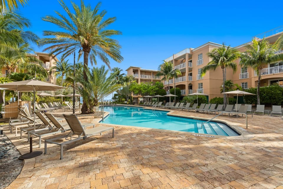 Two Bedroom Residence With Balcony Hotel in Stock Island
