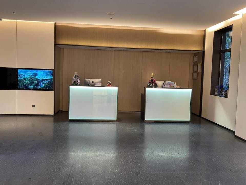 Huzhou Nature Valley Hotel in Suzhou