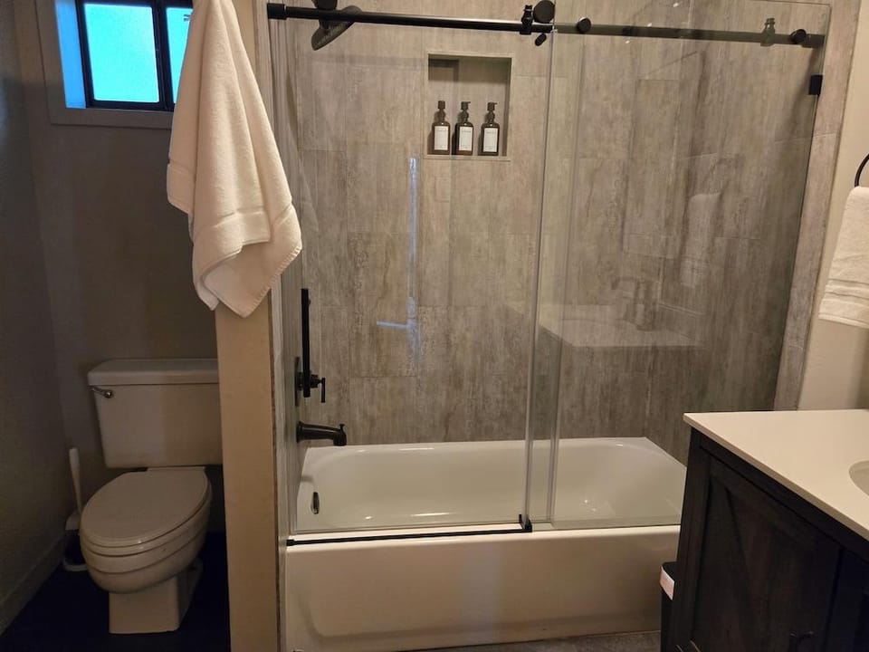 Yuba River Inn Hotel in Sierra City