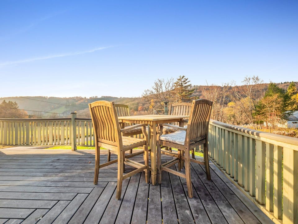 The Eagles Nest Hotel in Cattaraugus