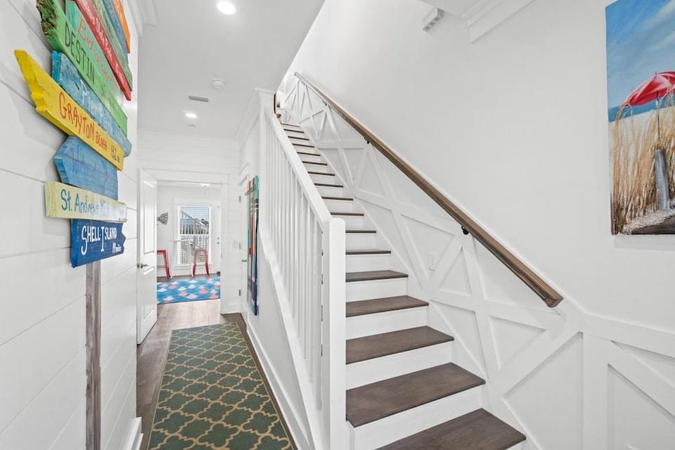 Beach House - Riviera Retreat by PHG Hotel in Sunnyside