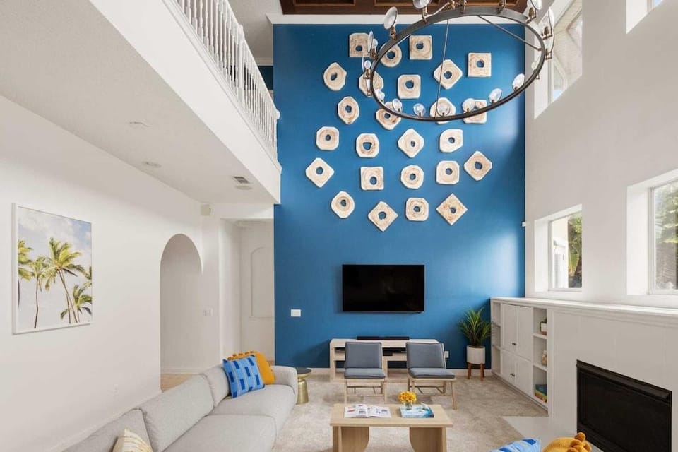 Sleeps 18! Pool, Hottub, Game Room, Blocks to Beach Vilano Villa by Avantstay Hotel in Vilano Beach